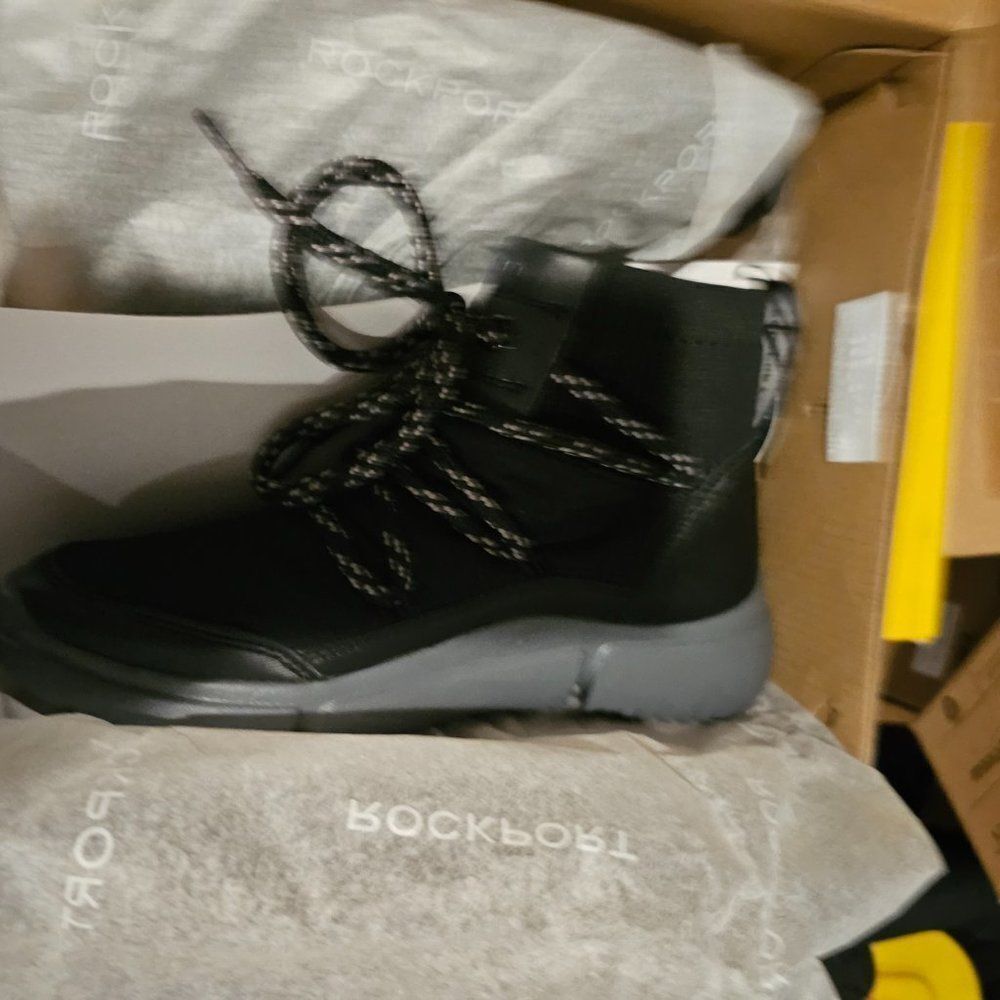 Rockport Women's Black R-Evolution Washable Quilted Bungee Noir Bootie Size 5.5M - Picture 9 of 12